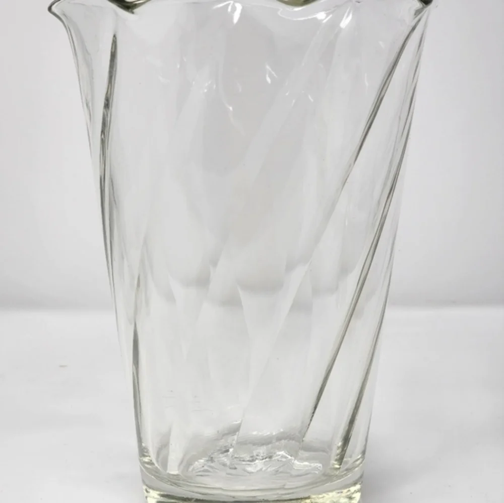 Vintage‎ Swirl Pattern Bent Edge Clear Glass Vase